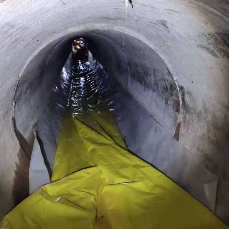 头屯河管道光固化修复